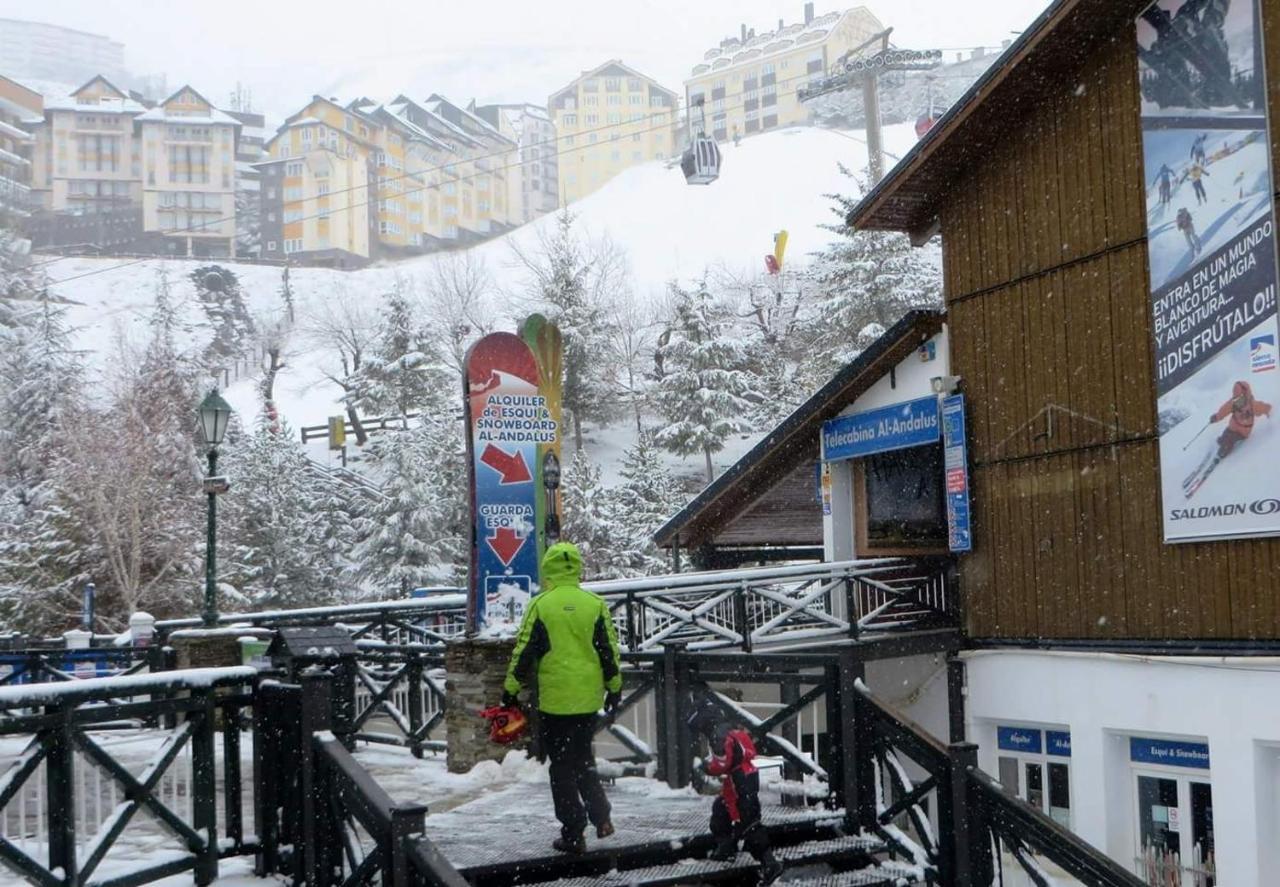 Miramar Ski A Pie De Pista 塞拉内华达 外观 照片
